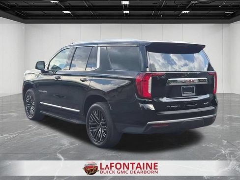 Used 2022 GMC Yukon SLT w/ SLT Premium Package AWD/4WD image 3