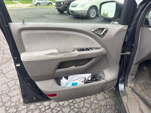 Used 2010 Honda Odyssey LX image 14