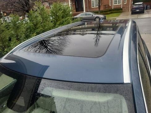 Certified 2024 Volvo XC90 B6 Plus w/ Protection Package image 5