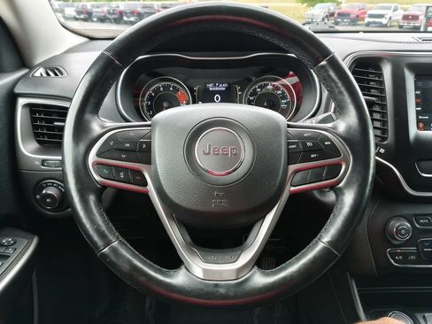 Used 2020 Jeep Cherokee Latitude Lux w/ Quick Order Package 26H Lux AWD/4WD image 21