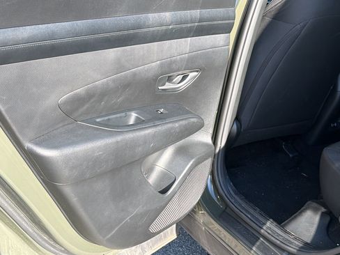 Used 2025 Hyundai Tucson SEL AWD/4WD image 21