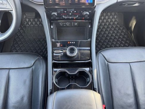 Used 2021 Jeep Grand Cherokee L Limited w/ Luxury Tech Group II image 18