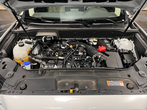 Used 2022 Lincoln Nautilus Reserve w/ Luxury Package image 12