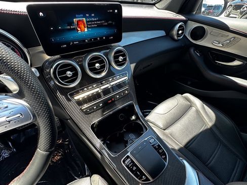 Certified 2021 Mercedes-Benz GLC 43 AMG 4MATIC image 31