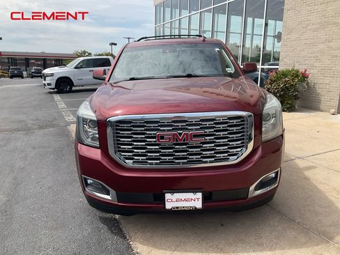 Used 2020 GMC Yukon XL Denali AWD/4WD image 3