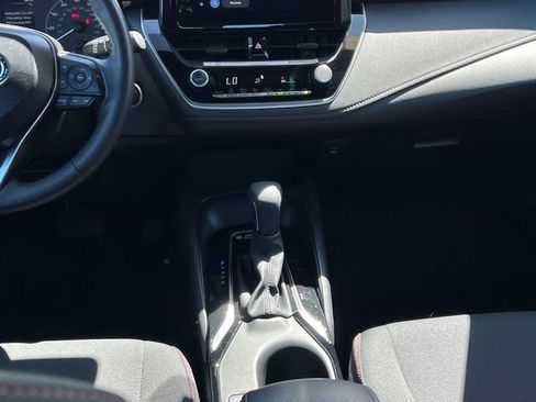 Used 2025 Toyota Corolla SE image 17