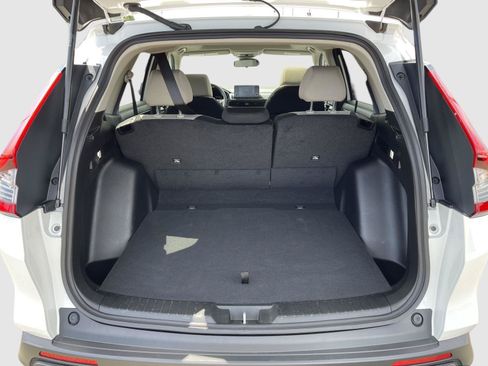 Used 2024 Honda CR-V EX image 17