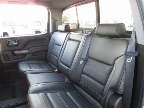 Used 2018 GMC Sierra 3500 Denali w/ Duramax Plus Package image 22