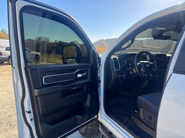Used 2024 RAM 2500 Big Horn AWD/4WD image 14