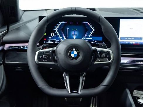 New 2026 BMW 540i xDrive w/ Executive Package image 17
