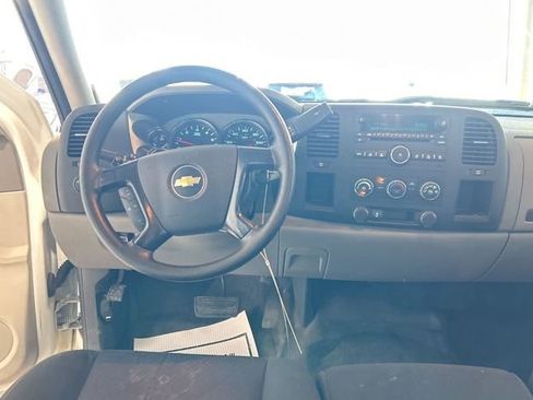 Used 2013 Chevrolet Silverado 2500 W/T image 4