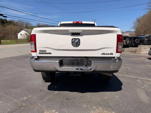 Used 2020 RAM 2500 Big Horn AWD/4WD image 6