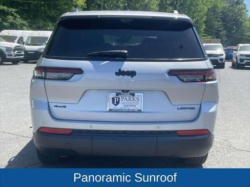 Certified 2024 Jeep Grand Cherokee L Limited w/ Luxury Tech Group II AWD/4WD image 8