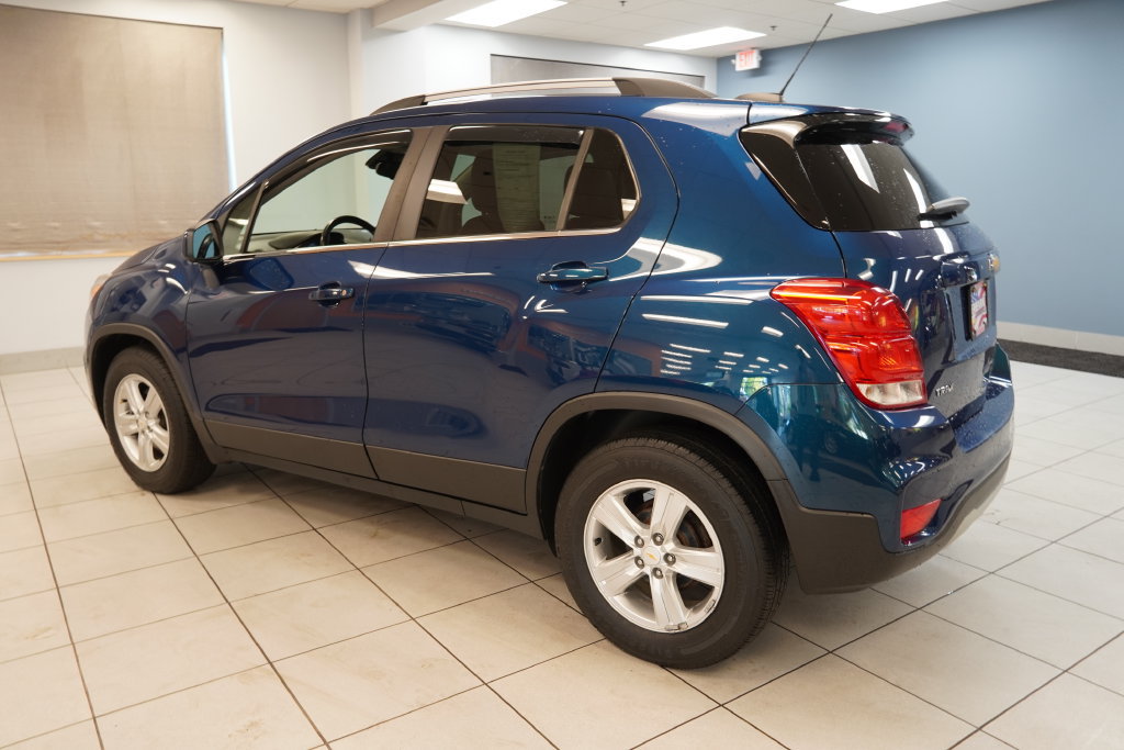 Used 2020 Chevrolet Trax LT w/ LT Convenience Package FWD image 7