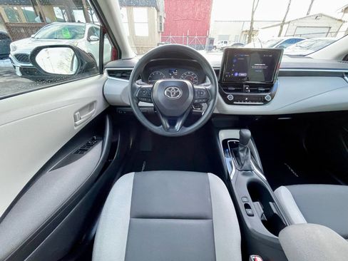 Used 2024 Toyota Corolla LE image 16