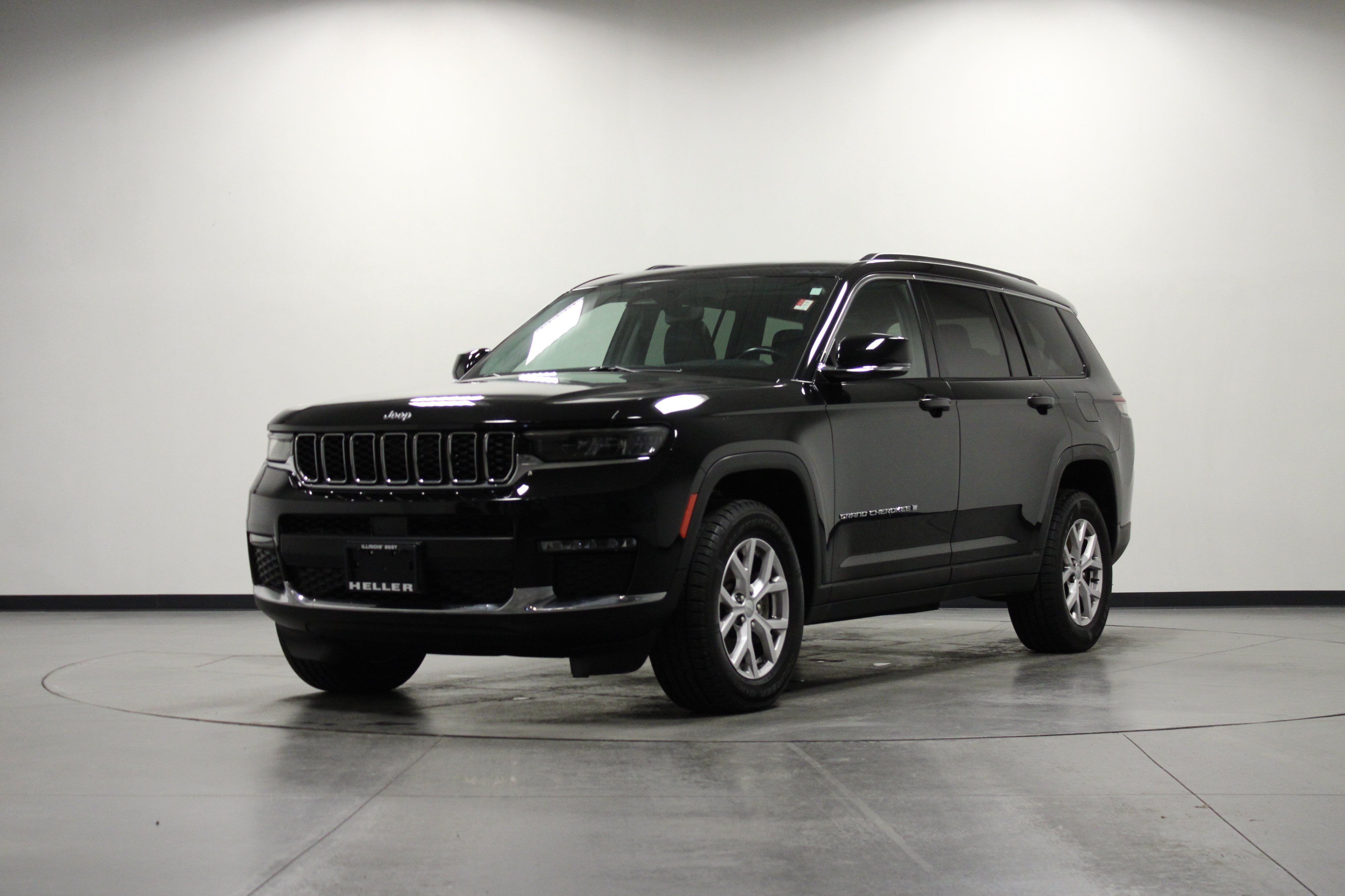 Used 2022 Jeep Grand Cherokee L Limited AWD/4WD image 8