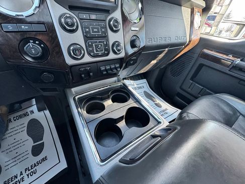 Used 2014 Ford F250 Platinum w/ FX4 Off-Road Package image 38