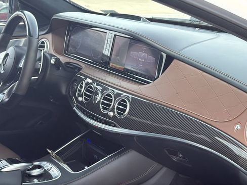 Used 2017 Mercedes-Benz S 63 AMG 4MATIC Sedan w/ Carbon Fiber Exterior Package image 30
