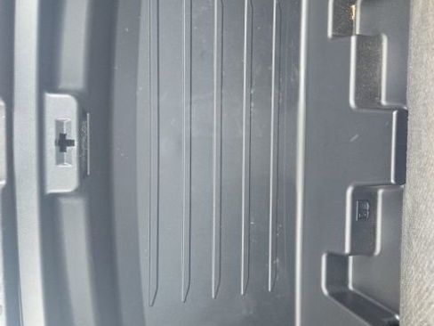 Used 2025 Buick Enclave Sport Touring image 47