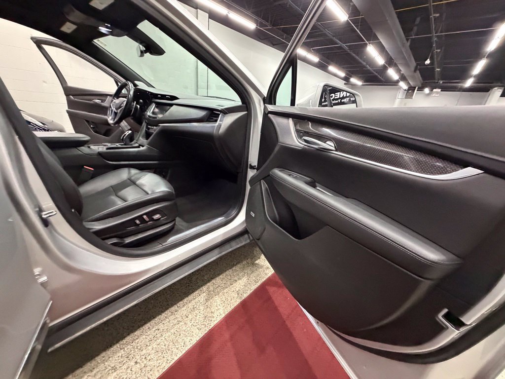 Used 2020 Cadillac XT5 Sportv AWD/4WD image 29