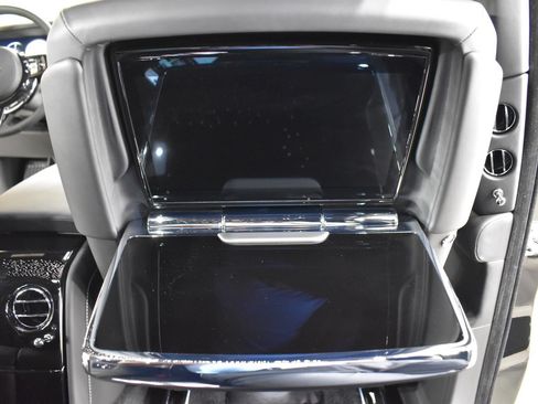 New 2027 Rolls-Royce Phantom Sedan RWD image 22