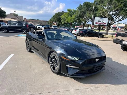 Used 2022 Ford Mustang Premium RWD image 1