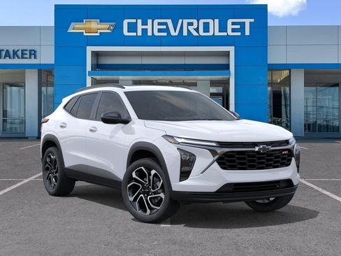 New 2026 Chevrolet Trax RS w/ Sunroof Package FWD image 7