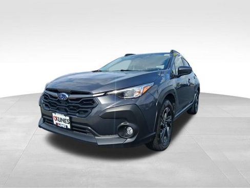 Used 2024 Subaru Crosstrek 2.0i Premium AWD/4WD image 4