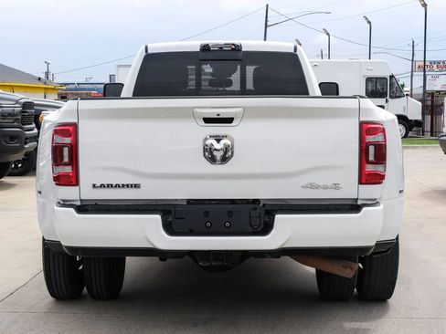 Used 2024 RAM 3500 Laramie w/ Sport Appearance Package AWD/4WD image 14