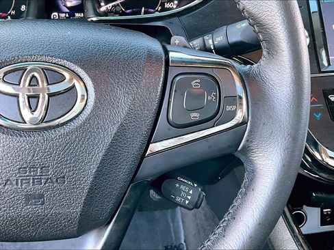 Used 2015 Toyota Avalon XLE Premium image 24