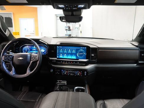 Certified 2024 Chevrolet Silverado 1500 High Country w/ High Country Premium Package AWD/4WD image 20