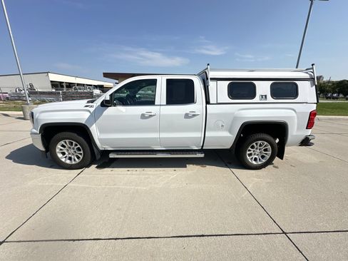 Certified 2019 GMC Sierra 1500 SLE w/ SLE Value Package AWD/4WD image 11