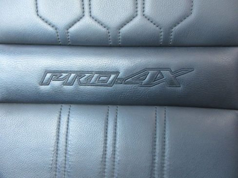 Used 2022 Nissan Frontier PRO-4X w/ Pro-4X Premium Package image 34