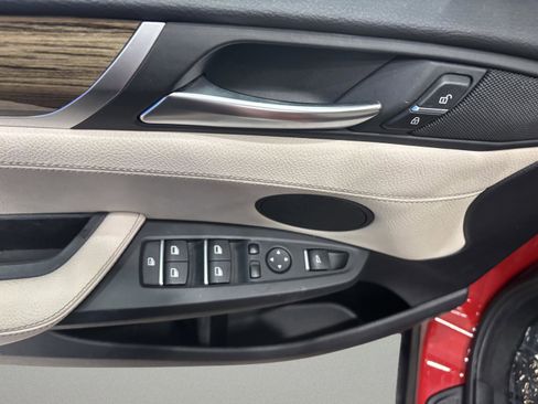 Used 2015 BMW X3 sDrive28i image 9