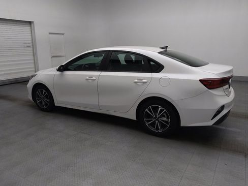 Used 2022 Kia Forte LXS FWD image 3