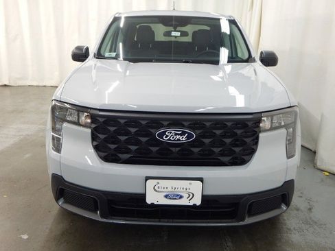 New 2025 Ford Maverick XLT image 9