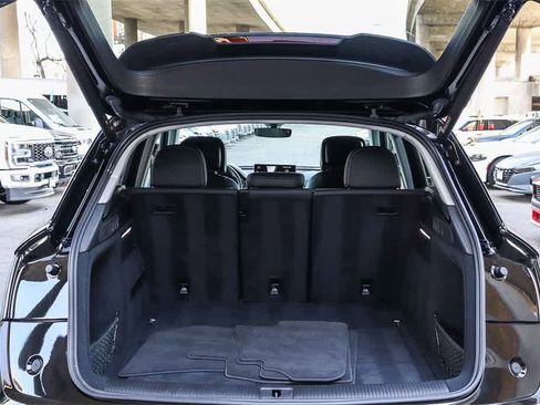 Used 2022 Audi Q5 2.0T Premium w/ Convenience Package image 28