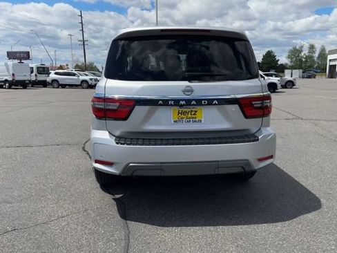 Used 2023 Nissan Armada SL AWD/4WD image 7