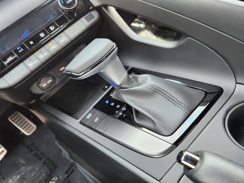 New 2025 Hyundai Elantra Sport image 10