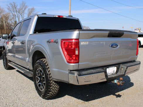 Used 2022 Ford F150 XLT image 11