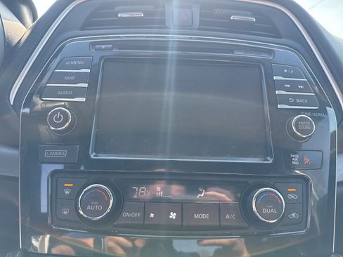 Used 2018 Nissan Maxima 3.5 SV image 4