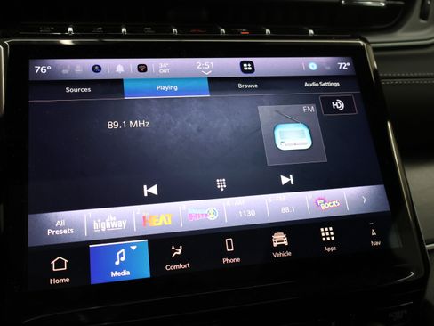 Used 2025 Jeep Grand Cherokee Limited w/ Luxury Tech Group II image 58