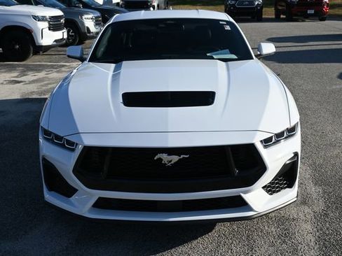 Used 2025 Ford Mustang GT Premium image 8