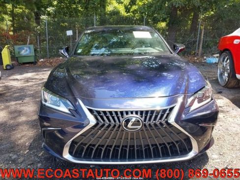 Used 2025 Lexus ES 300h w/ Premium Package image 8