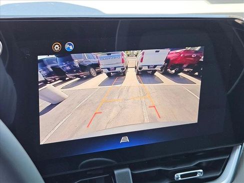 New 2026 Chevrolet Equinox LT w/ Convenience Package II FWD image 13
