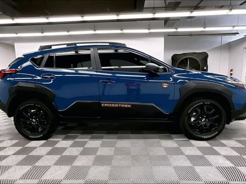 Used 2025 Subaru Crosstrek 2.5i Wilderness w/ Wilderness Package AWD/4WD image 16