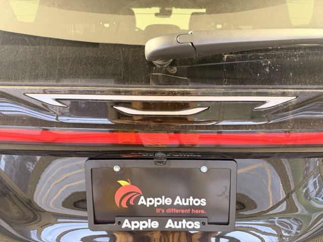 New 2027 Chrysler Pacifica Select w/ Family Tech Group FWD image 6