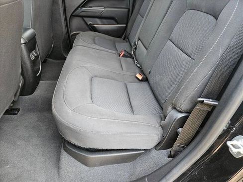 Used 2021 Chevrolet Colorado LT image 17