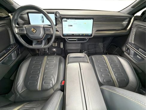 Used 2023 Rivian R1S Adventure Dual AWD/4WD image 25