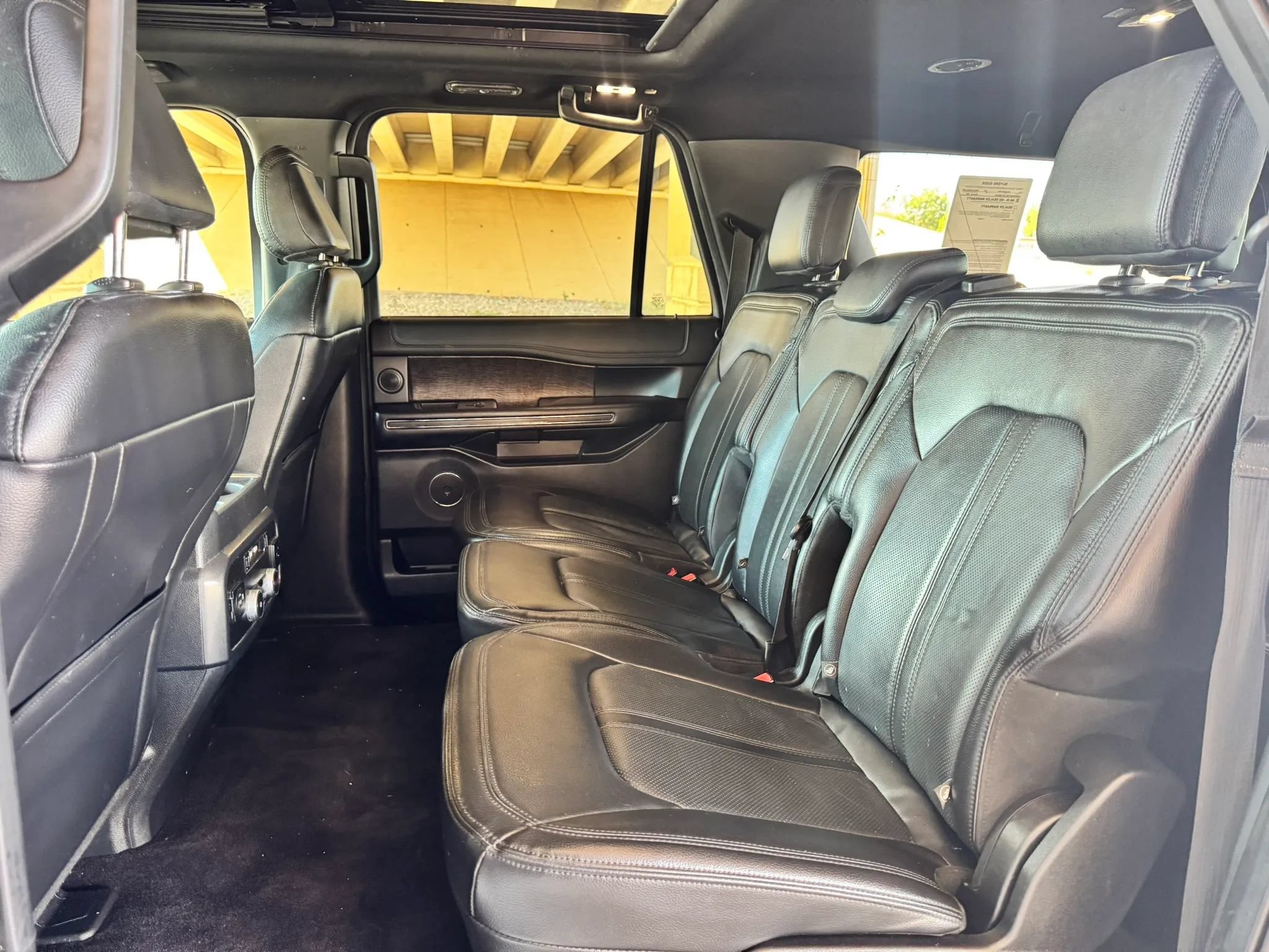 Used 2021 Ford Expedition Max Limited RWD image 19